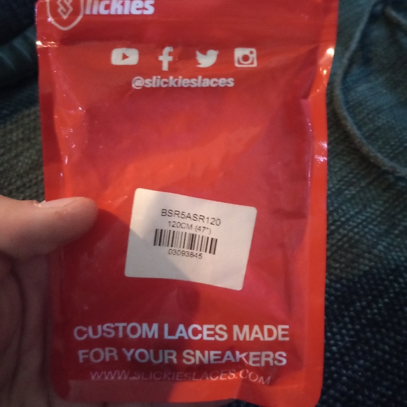 Adidas Yeezy Boost 350 v2 blacks sz 11 - Picture 6 of 11